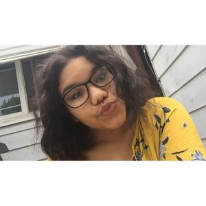 Meet your Posher, Jahnni